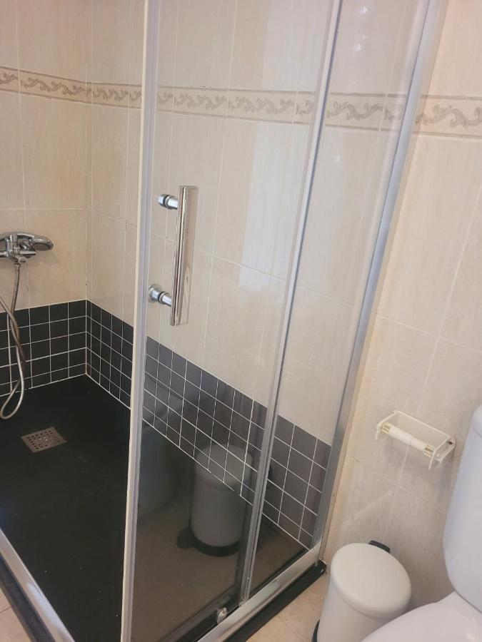 Funcional En Residencial Con Piscina En Inmejorable Ubicacion En Centro De La Isla *