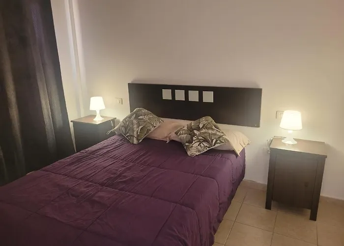 Apartamento Funcional En Residencial Con Piscina En Inmejorable Ubicacion En Centro De La Isla